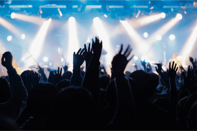 ライブ照明スタッフになるには